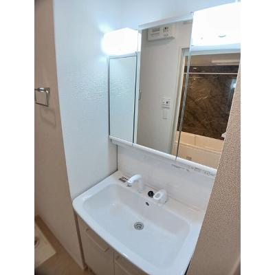 ブラッサム 201【管理NO：1-028309901-02010】 ★家具家電は申し込み後に搬入します 2026年07月中旬入居可能の物件写真6