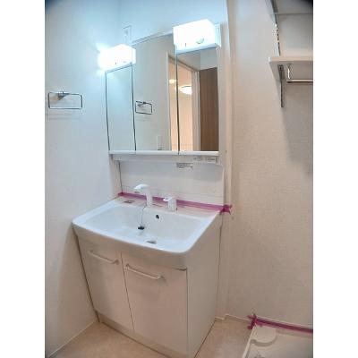 ラビー 102【管理NO：1-026745501-01020】 ★家具家電は申し込み後に搬入します 2026年08月中旬入居可能の物件写真6