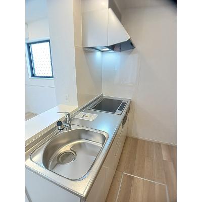 ホワイト　フォックス　Ⅱ 103【管理NO：1-028349202-01030】 ★家具家電は申し込み後に搬入します★ ★2026年09月上旬入居可能★の物件写真3