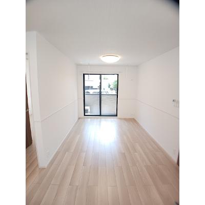 ホワイト　フォックス　Ⅱ 102【管理NO：1-028349202-01020】 ★家具家電は申し込み後に搬入します★ ★2026年09月上旬入居可能★の物件写真2