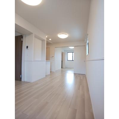カーサ・ピノＢ 205【管理NO：1-028342502-02050】 ★家具家電は申し込み後に搬入します★ ★2026年09月上旬入居可能★の物件写真2