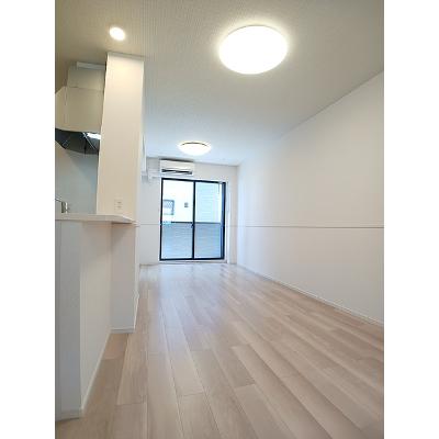 カーサ・ピノＡ 102【管理NO：1-028342501-01020】 ★家具家電は申し込み後に搬入します★ ★2026年09月上旬入居可能★の物件写真2