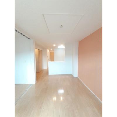 オストラーゼン　ハオス 202【管理NO：1-021433301-02020】 ★家具家電は申し込み後に搬入します 2026年08月中旬入居可能の物件写真2