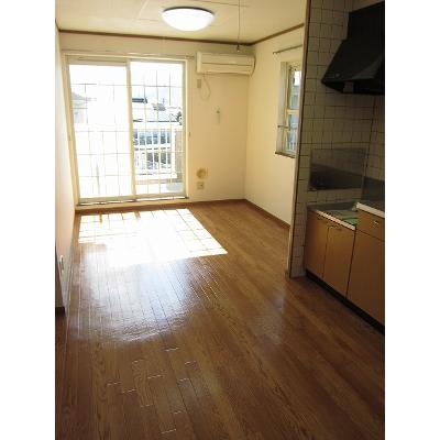 ラフィーネ不動 203【管理NO：1-010641901-02030】 ★家具家電は申し込み後に搬入します 2026年07月中旬入居可能の物件写真2