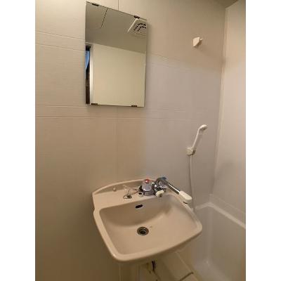 シャン・ド・フレーズ 203【管理NO：1-007978501-02030】 ★家具家電は申し込み後に搬入しますの物件写真6