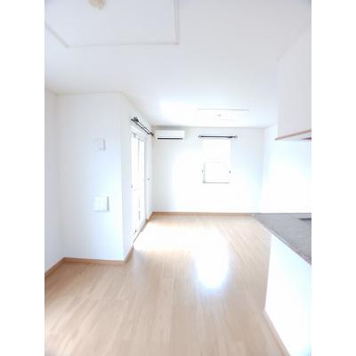 シンフォニー 104【管理NO：1-013289501-01040】の物件写真2