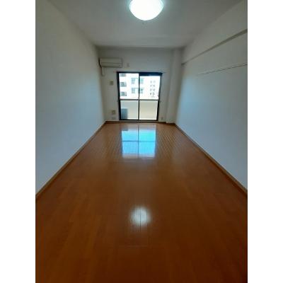 ポラリス 302【管理NO：1-012718501-03020】 ★家具家電は申し込み後に搬入します★の物件写真2