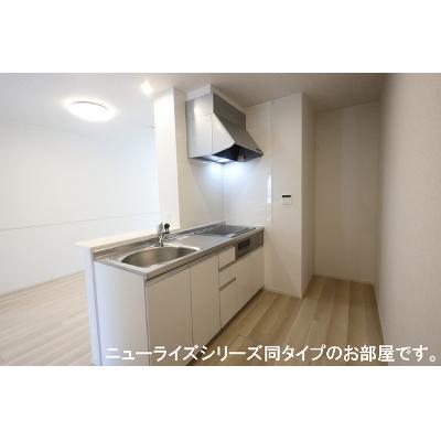 シュトラールＢ 103【管理NO：1-027973901-01030】 ★家具家電は申し込み後に搬入します 2026年10月上旬入居可能の物件写真3