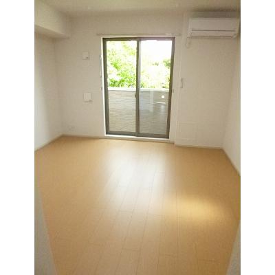 ウェール 104【管理NO：1-020187301-01040】 ★家具家電は申し込み後に搬入します★の物件写真2