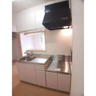 リトム・クラージュ 104【管理NO：1-016760501-01040】 ★家具家電は申し込み後に搬入します★の物件写真3