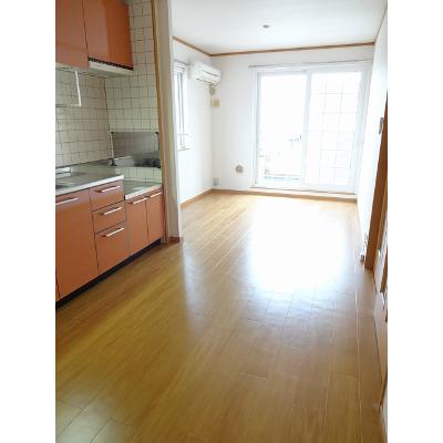 ボナールＹ　Ａ 201【管理NO：1-012015001-02010】 ★家具家電は申し込み後に搬入しますの物件写真2