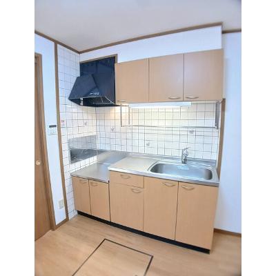 メゾン　ド　アンソレイエ 103【管理NO：1-011055301-01030】 ★家具家電は申し込み後に搬入します★の物件写真3