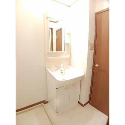 メゾン　ド　アンソレイエ 103【管理NO：1-011055301-01030】 ★家具家電は申し込み後に搬入します★の物件写真6