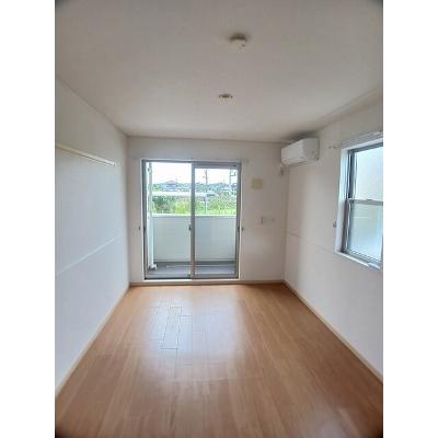 アウローラ小野田 101【管理NO：1-015966301-01010】 ★家具家電は申し込み後に搬入します★の物件写真2