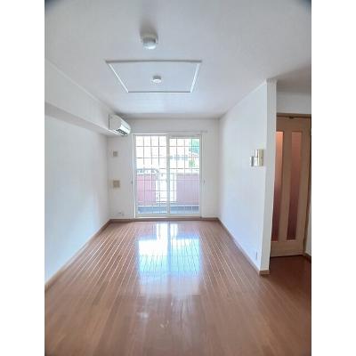 ラブリーウィング 102【管理NO：1-013692301-01020】 ★家具家電は申し込み後に搬入します★の物件写真2