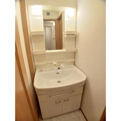 ラブリーウィング 102【管理NO：1-013692301-01020】 ★家具家電は申し込み後に搬入します★の物件写真6