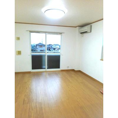 ソレイユ　モンテ　Ａ 105【管理NO：1-013110501-01040】 ★家具家電は申し込み後に搬入しますの物件写真2