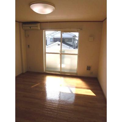 マインハウス 203【管理NO：1-012159001-02030】 ★家具家電は申し込み後に搬入します★の物件写真2