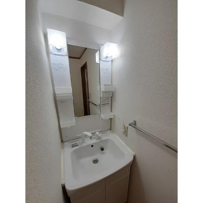 エルグルーヴ 202【管理NO：1-009507401-02020】 ★家具家電は申し込み後に搬入します 2026年08月上旬入居可能の物件写真6