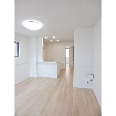 ビラ・アンダンテ 101【管理NO：1-028634001-01010】 ★家具家電は申し込み後に搬入します★の物件写真2