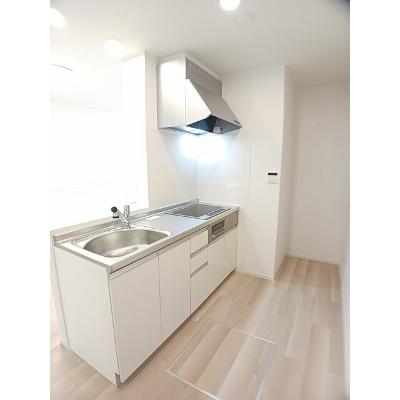 プルミエールサンⅡ 104【管理NO：1-027574102-01040】 ★家具家電は申し込み後に搬入しますの物件写真3