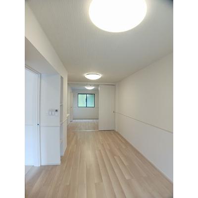 プルミエールサンⅡ 103【管理NO：1-027574102-01030】 ★家具家電は申し込み後に搬入します★の物件写真2