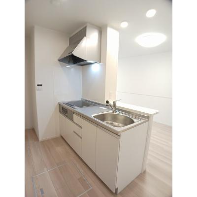 プルミエールサンⅡ 102【管理NO：1-027574102-01020】 ★家具家電は申し込み後に搬入しますの物件写真3