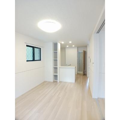 プルミエールサンⅠ 104【管理NO：1-027574101-01040】 ★家具家電は申し込み後に搬入しますの物件写真2