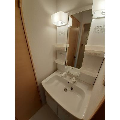 ティーアイランド１番館 101【管理NO：1-018076901-01010】 ★家具家電は申し込み後に搬入します★の物件写真6