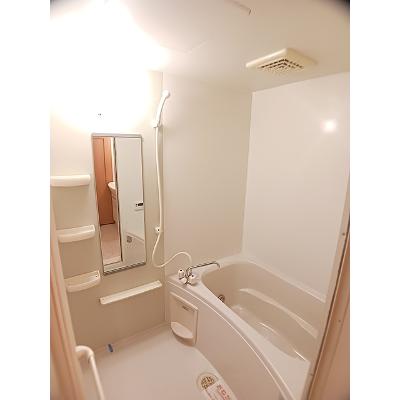 ラブリーウィング 201【管理NO：1-013692301-02010】 ★家具家電は申し込み後に搬入します★の物件写真4