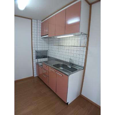 サンフラワー 205【管理NO：1-012535001-02040】 ★家具家電は申し込み後に搬入します★の物件写真3
