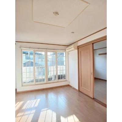 サンフラワー 202【管理NO：1-012535001-02020】 ★家具家電は申し込み後に搬入します★の物件写真2