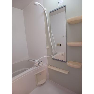 サンフラワー 202【管理NO：1-012535001-02020】 ★家具家電は申し込み後に搬入します★の物件写真4