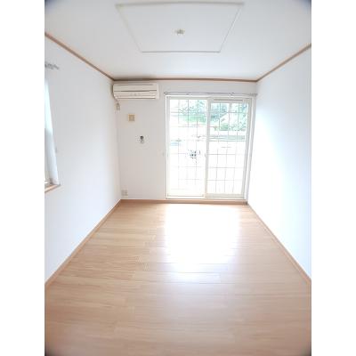 エトワール・バリーヒル 103【管理NO：1-012446601-01030】 ★家具家電は申し込み後に搬入します★の物件写真2