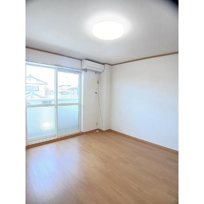 マインハウス 205【管理NO：1-012159001-02040】 ★家具家電は申し込み後に搬入します★の物件写真2