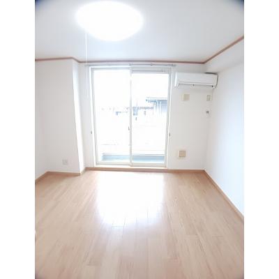 クレールヒルズ　Ｂ 201【管理NO：1-011959402-02010】 ★家具家電は申し込み後に搬入しますの物件写真2
