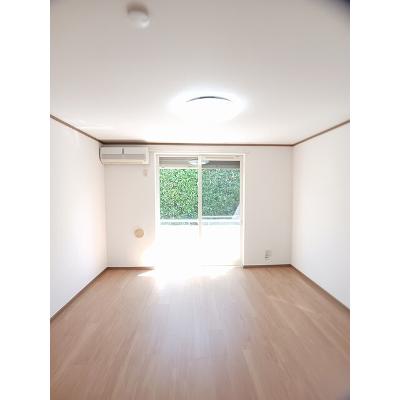 メルベーユ・ヴィラ 103【管理NO：1-011634301-01030】 ★家具家電は申し込み後に搬入します★の物件写真2