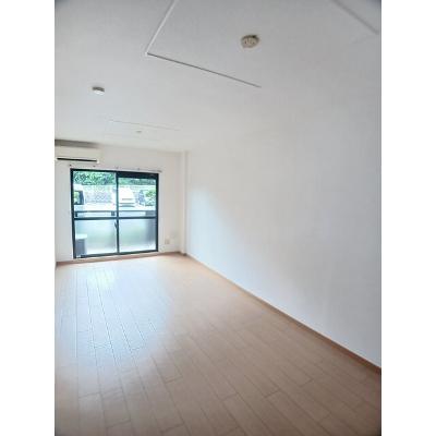 カリダ　ウェントゥス 101【管理NO：1-011555401-01010】 ★家具家電は申し込み後に搬入します★の物件写真2