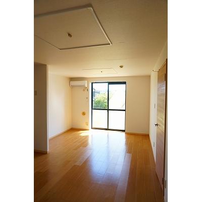 ドエルアンダンテ 105【管理NO：1-007636001-01040】 ★家具家電は申し込み後に搬入します★の物件写真2