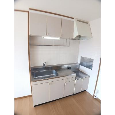 ハイツ・ドミール 203【管理NO：1-007334601-02030】 ★家具家電は申し込み後に搬入しますの物件写真3