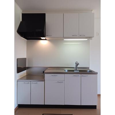 勇駿Ⅱ番館 103【管理NO：1-014522702-01030】 ★家具家電は申し込み後に搬入します★の物件写真3