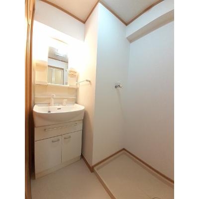 ドエルⅦ 207【管理NO：1-012967901-02060】 ★家具家電は申し込み後に搬入しますの物件写真6