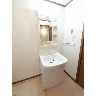 シャンドフルール　Ⅱ 201【管理NO：1-011367202-02010】 ★家具家電は申し込み後に搬入します★の物件写真6