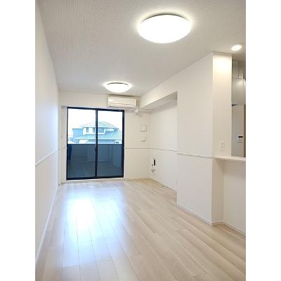 ペンサミエント安岡 103【管理NO：1-028572701-01030】 ★家具家電は申し込み後に搬入しますの物件写真2
