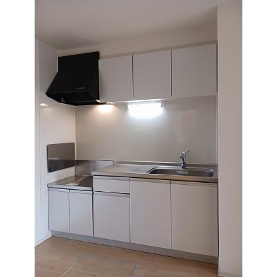 グレイス・カーサ 103【管理NO：1-023316401-01030】 ★家具家電は申し込み後に搬入しますの物件写真3