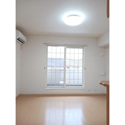 シャトレ　桜３ 201【管理NO：1-015538901-02010】 ★家具家電は申し込み後に搬入します★の物件写真2
