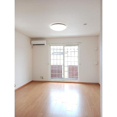 Ｓ＆Ａスクエア 101【管理NO：1-014383601-01010】 ★家具家電は申し込み後に搬入します★の物件写真2