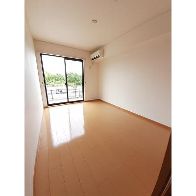 メゾン・ルミエールＦ 103【管理NO：1-014114002-01030】 ★家具家電は申し込み後に搬入します★の物件写真2