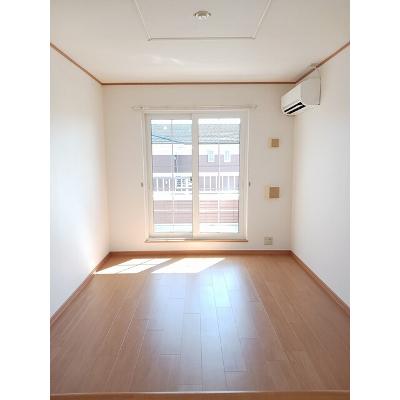 サニーレジデンス　Ⅰ番館 202【管理NO：1-012923701-02020】 ★家具家電は申し込み後に搬入します★の物件写真2