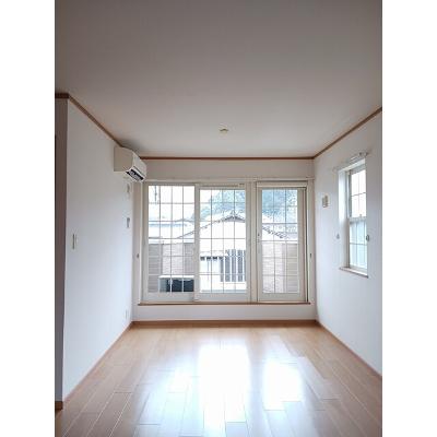 サンライズＣ 203【管理NO：1-012311203-02030】 ★家具家電は申し込み後に搬入します★の物件写真2